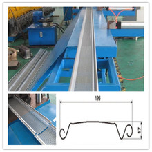 Forsale Hochgeschwindigkeits-Ce &amp; ISO-Qualitätsmetallrollladen-Tür-Lattenbildungsmaschinerie